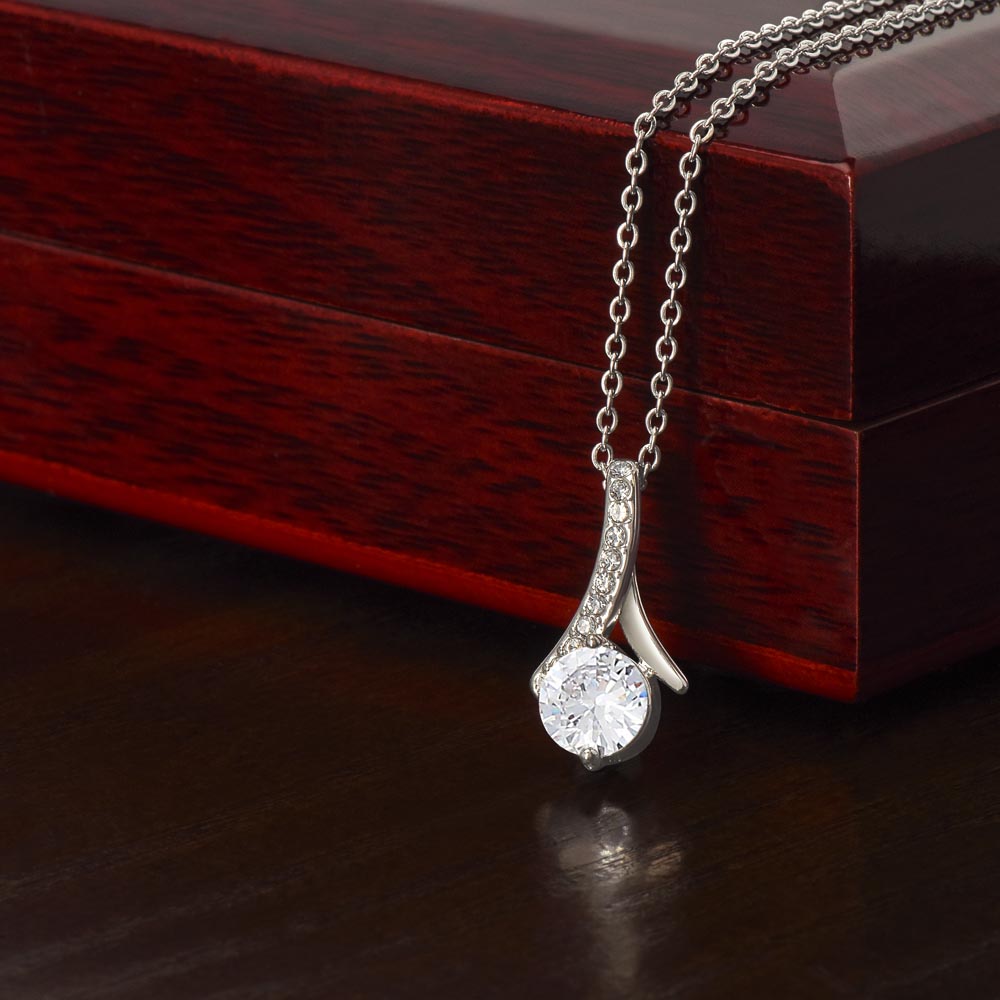 To My Loving Mom, You've Held My Hand Through All My Years Alluring Beauty Pendant Necklace